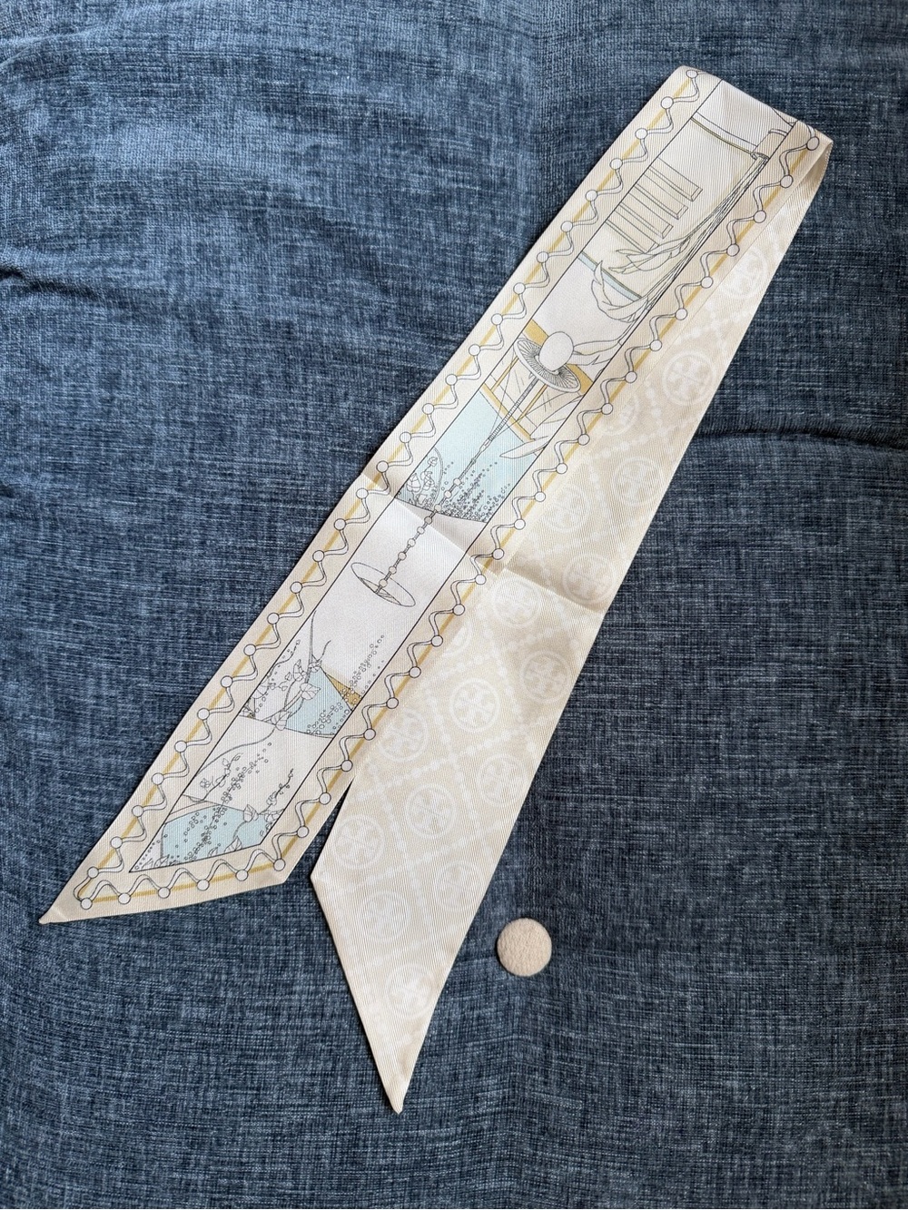 Tory Burch THE POOL RIBBON TIE - 100% silk - Picture 5 of 9
